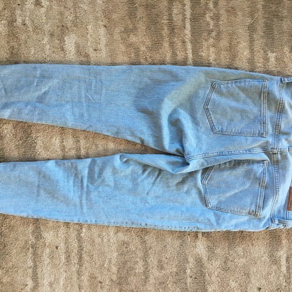 Madewell 9'' Button Front Skinny Crop Jeans - Picture 9 of 10